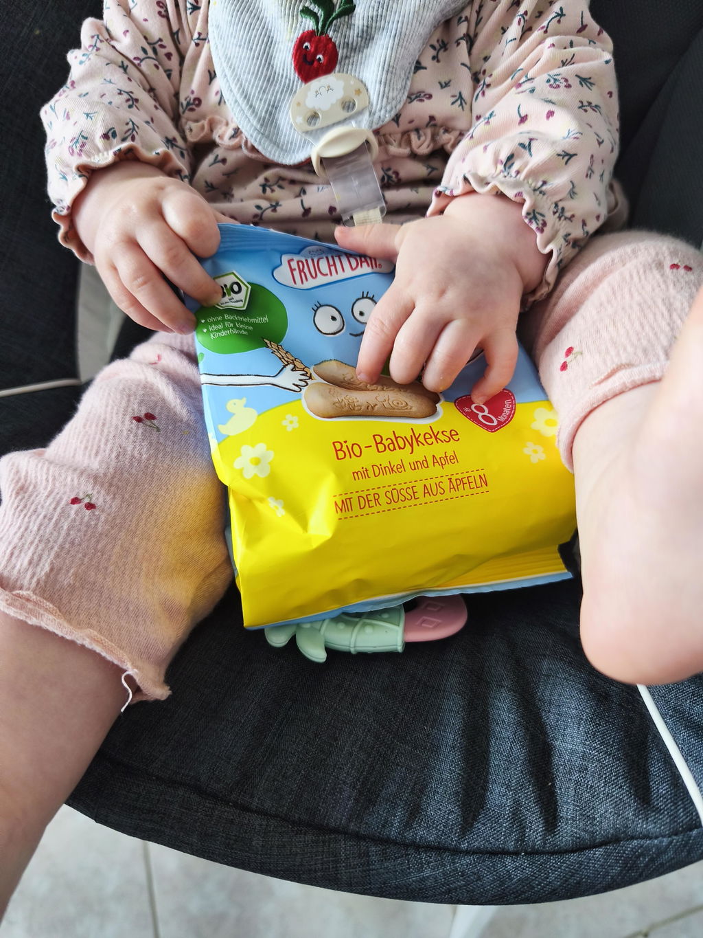 FruchtBar Bio Kekse biscuits bébé épeautre pomme pièce dès 8 mois