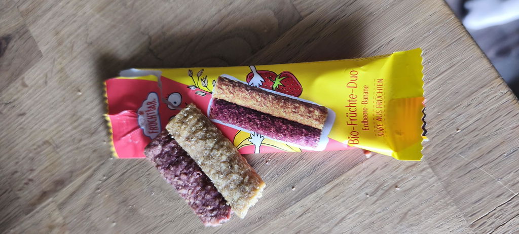 FruchtBar Bio Riegel barre fruits bio fraise banane pièce